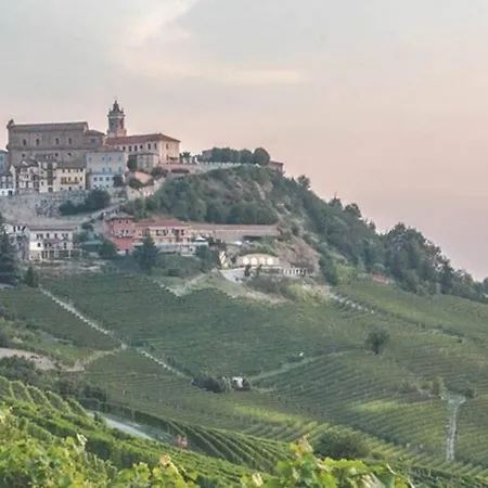 Apartamento Ex Ostu Impero: Vino, Tartufo Ed Ospitalita