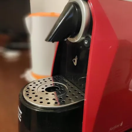 Ex Ostu Impero: Vino, Tartufo Ed Ospitalita La Morra