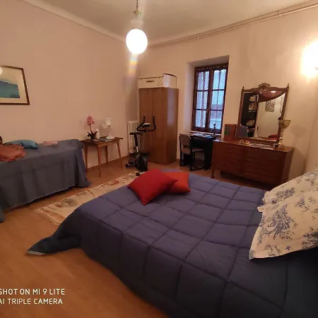 Apartamento Ex Ostu Impero: Vino, Tartufo Ed Ospitalita *