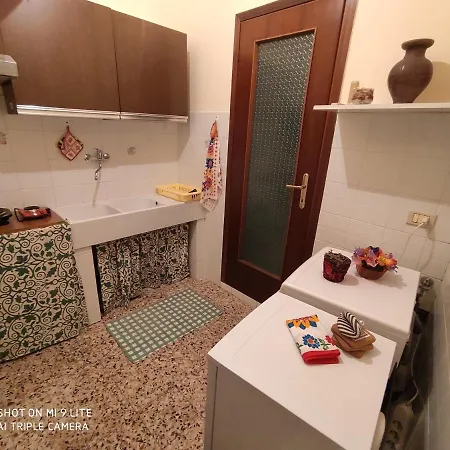 Ex Ostu Impero: Vino, Tartufo Ed Ospitalita Apartamento